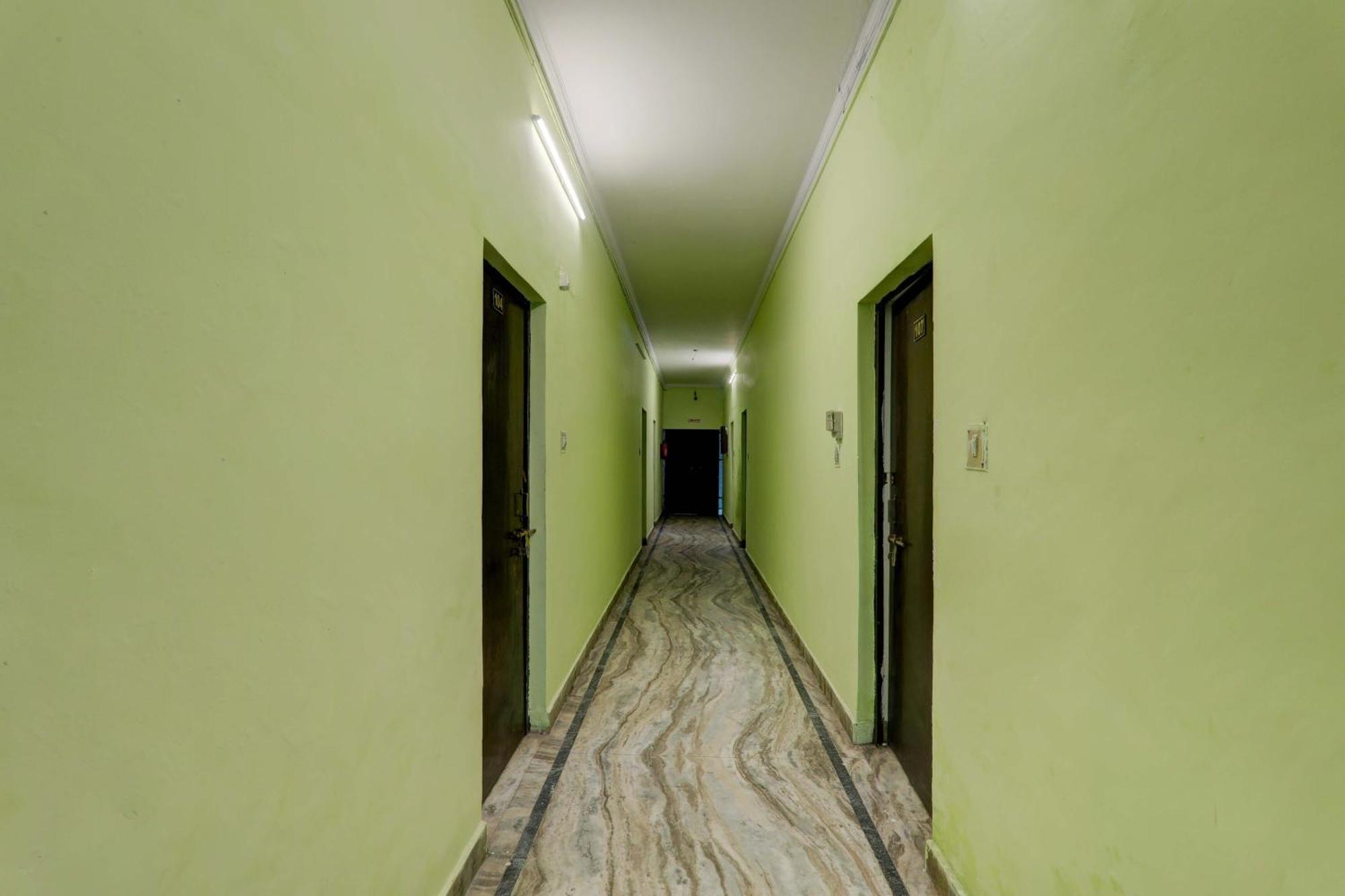 Hotel O Dripp Stay Inn Lucknow Buitenkant foto