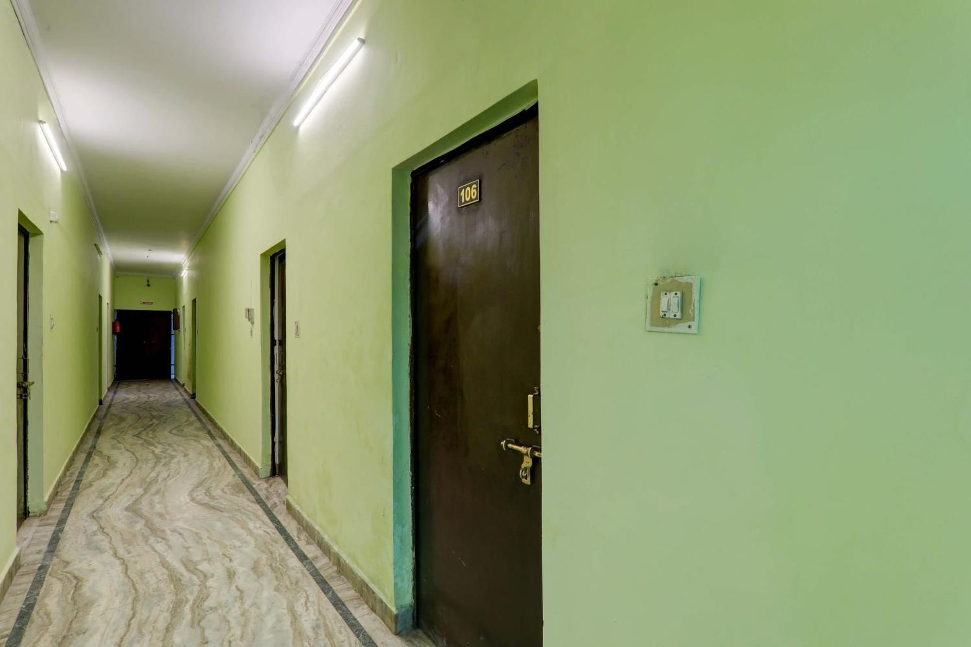 Hotel O Dripp Stay Inn Lucknow Buitenkant foto